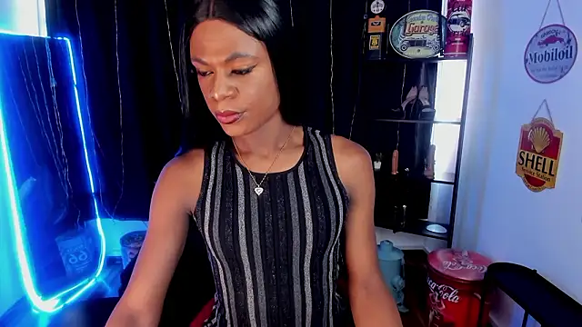 Snapshot of anuvyz_miller_ chatting on 21, 2, 2026 anuvyz miller online show from 21, 2, 2026