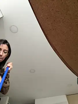 Snapshot of KarolVega- chatting on 17, 2, 2025 KarolVega- online show from 17, 2, 2025