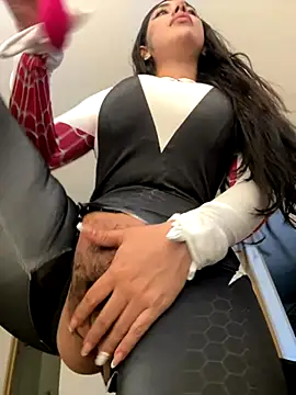 Snapshot of KarolVega- chatting on 31, 10, 2025 KarolVega- online show from 31, 10, 2025