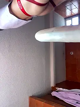 Snapshot of MaikyCooper chatting on 26, 9, 2025 MaikyCooper online show from 26, 9, 2025