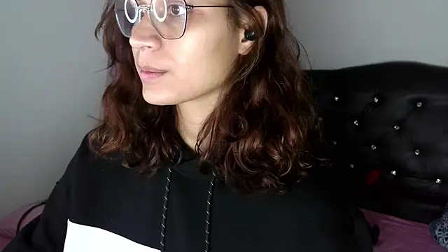 Snapshot of Auroraa_soul chatting on 14, 11, 2025 Auroraa soul online show from 14, 11, 2025