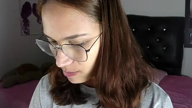 Snapshot of Auroraa_soul chatting on 21, 11, 2025 Auroraa soul online show from 21, 11, 2025