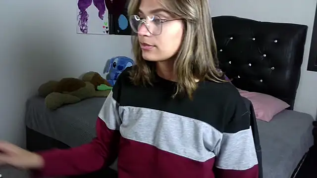 Snapshot of Auroraa_soul chatting on 30, 11, 2025 Auroraa soul online show from 30, 11, 2025