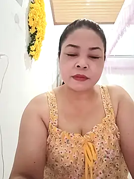 Baby-bigtits2024 online show from 7, 3, 2025