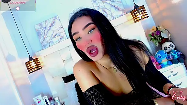 BelovedChain01 online show from 17, 3, 2026