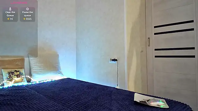 Snapshot of Roseaa chatting on 6, 3, 2025 Roseaa online show from 6, 3, 2025