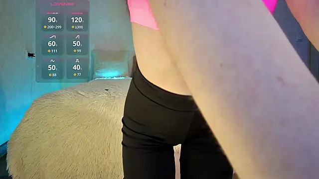 Snapshot of Roseaa chatting on 8, 10, 2025 Roseaa online show from 8, 10, 2025