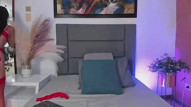 MiaHertz online show from 3, 3, 2026