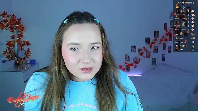 Snapshot of EmilyxxGraces chatting on 30, 10, 2025 EmilyxxGraces online show from 30, 10, 2025