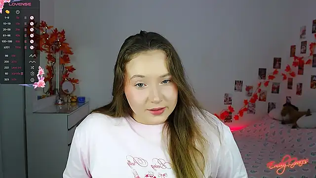 Snapshot of EmilyxxGraces chatting on 30, 11, 2025 EmilyxxGraces online show from 30, 11, 2025