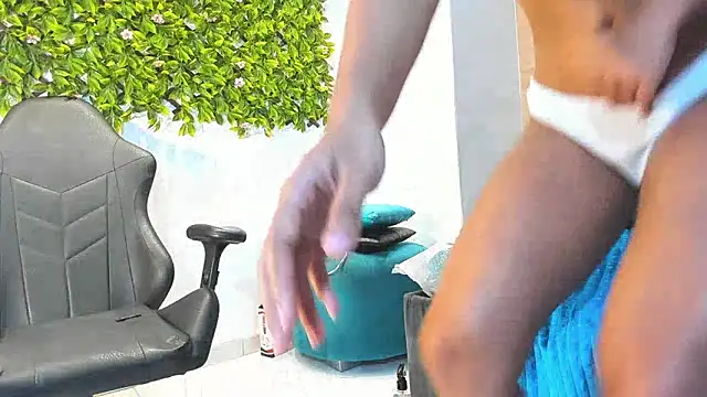 ParanoidTemptaion  online show from 28, 2, 2025