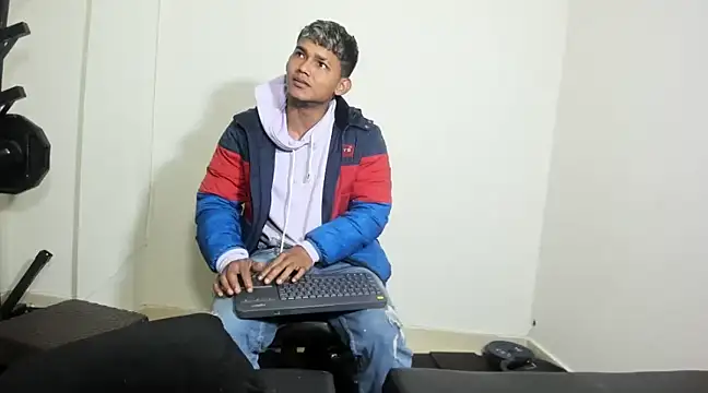 Blackhot000 online show from 7, 3, 2025