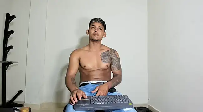 Blackhot000 online show from 19, 3, 2025