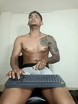 Blackhot000 online show from 19, 3, 2025