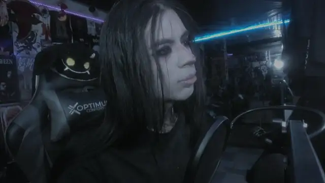 Snapshot of rotten_dreams chatting on 12, 3, 2025 rotten dreams online show from 12, 3, 2025