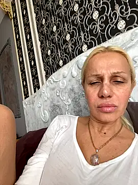 DeboraXporn online show from 26, 11, 2025