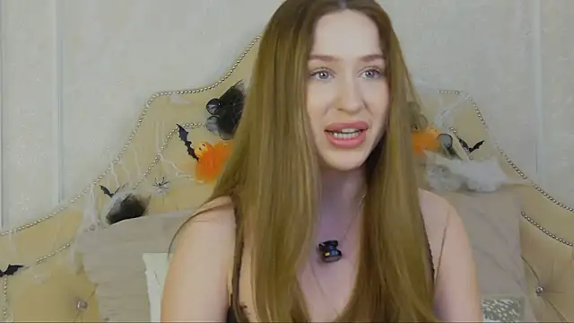 Snapshot of Jackie_White_ chatting on 31, 10, 2025 Jackie White online show from 31, 10, 2025