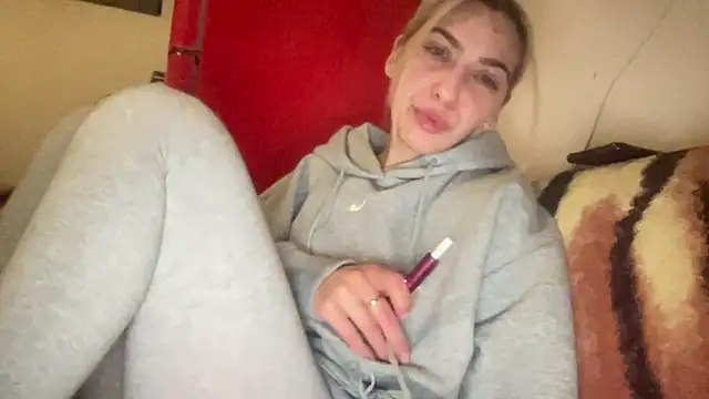 sarrah rossy online show from 25, 2, 2025