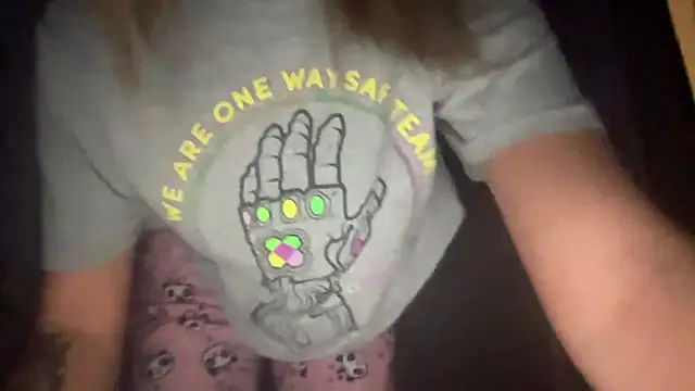 sarrah rossy online show from 5, 11, 2025