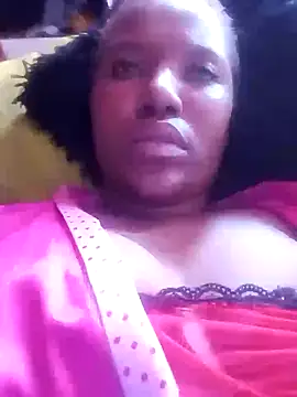 Snapshot of Coco_Nile chatting on 17, 2, 2025 Coco Nile online show from 17, 2, 2025