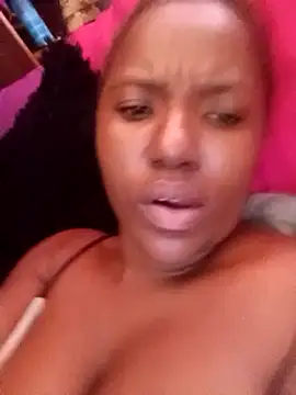 Snapshot of Coco_Nile chatting on 24, 2, 2025 Coco Nile online show from 24, 2, 2025