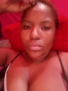 Snapshot of Coco_Nile chatting on 24, 2, 2025 Coco Nile online show from 24, 2, 2025