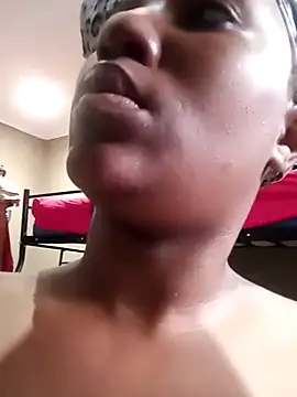 Snapshot of Coco_Nile chatting on 3, 3, 2025 Coco Nile online show from 3, 3, 2025