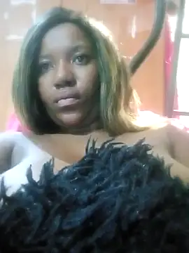 Snapshot of Coco_Nile chatting on 5, 3, 2025 Coco Nile online show from 5, 3, 2025