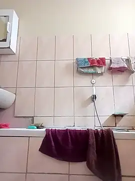 Snapshot of Coco_Nile chatting on 15, 10, 2025 Coco Nile online show from 15, 10, 2025