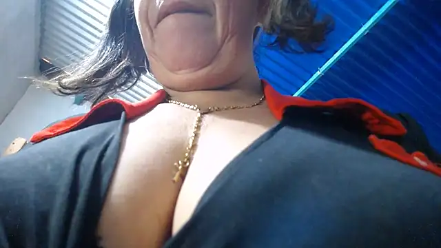 Snapshot of alina_maturehot chatting on 24, 7, 2026 alina maturehot online show from 24, 7, 2026