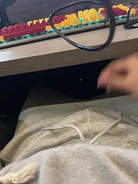 Snapshot of 0W00GIGi chatting on 13, 3, 2025 0W00GIGi online show from 13, 3, 2025