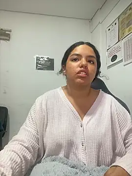 Snapshot of Anitta_bell chatting on 3, 3, 2025 Anitta bell online show from 3, 3, 2025