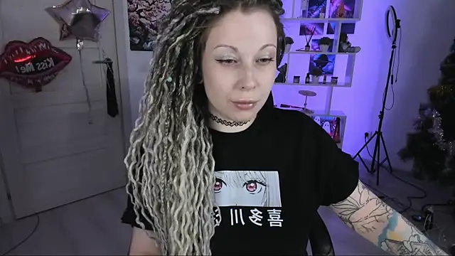 Snapshot of HoneySallyMoore chatting on 30, 11, 2025 HoneySallyMoore online show from 30, 11, 2025