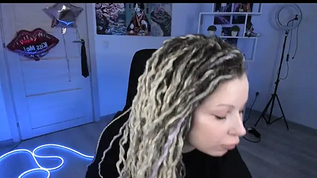 HoneySallyMoore online show from 8, 2, 2026