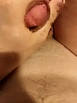 jojolecochon1 online show from 9, 3, 2025