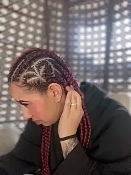 Snapshot of Scarlett-LS chatting on 15, 2, 2025 Scarlett-LS online show from 15, 2, 2025