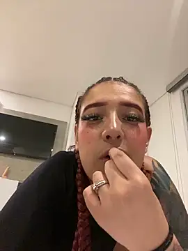 Snapshot of Scarlett-LS chatting on 18, 2, 2025 Scarlett-LS online show from 18, 2, 2025