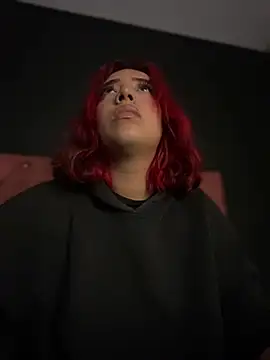 Snapshot of Scarlett-LS chatting on 10, 3, 2025 Scarlett-LS online show from 10, 3, 2025