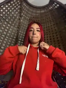 Snapshot of Scarlett-LS chatting on 13, 3, 2025 Scarlett-LS online show from 13, 3, 2025