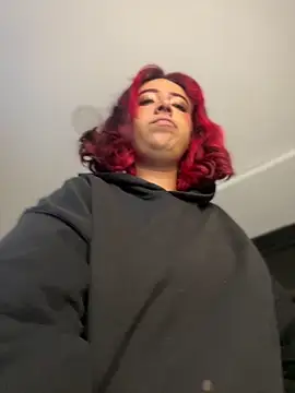 Snapshot of Scarlett-LS chatting on 23, 3, 2025 Scarlett-LS online show from 23, 3, 2025