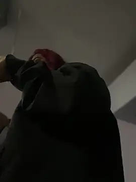 Snapshot of Scarlett-LS chatting on 23, 3, 2025 Scarlett-LS online show from 23, 3, 2025