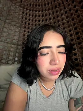 Snapshot of Scarlett-LS chatting on 12, 10, 2025 Scarlett-LS online show from 12, 10, 2025