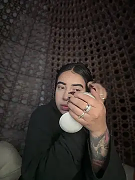 Snapshot of Scarlett-LS chatting on 24, 10, 2025 Scarlett-LS online show from 24, 10, 2025