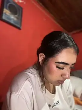 Snapshot of Scarlett-LS chatting on 18, 11, 2025 Scarlett-LS online show from 18, 11, 2025