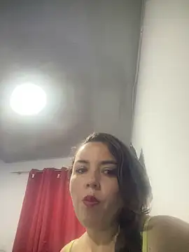 Snapshot of francy20 chatting on 30, 10, 2025 francy20 online show from 30, 10, 2025