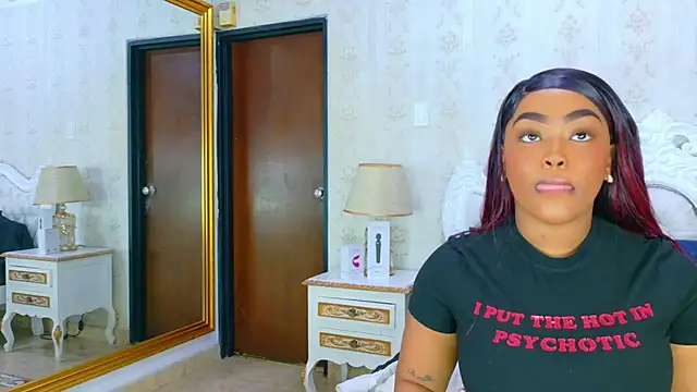 TianahGlow online show from 19, 11, 2025