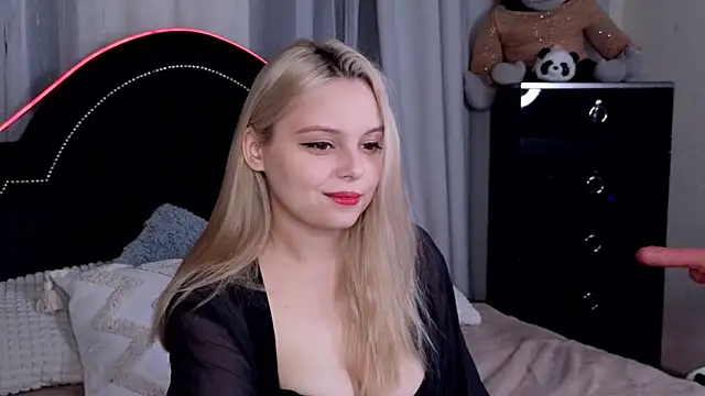 CLAIRE VOGT online show from 13, 3, 2025