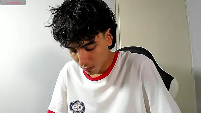 Snapshot of salvatore_montt chatting on 25, 2, 2025 salvatore montt online show from 25, 2, 2025