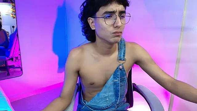 Snapshot of salvatore_montt chatting on 9, 9, 2025 salvatore montt online show from 9, 9, 2025