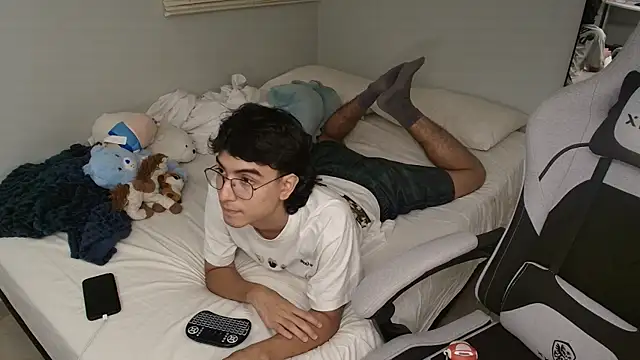 Snapshot of salvatore_montt chatting on 12, 9, 2025 salvatore montt online show from 12, 9, 2025